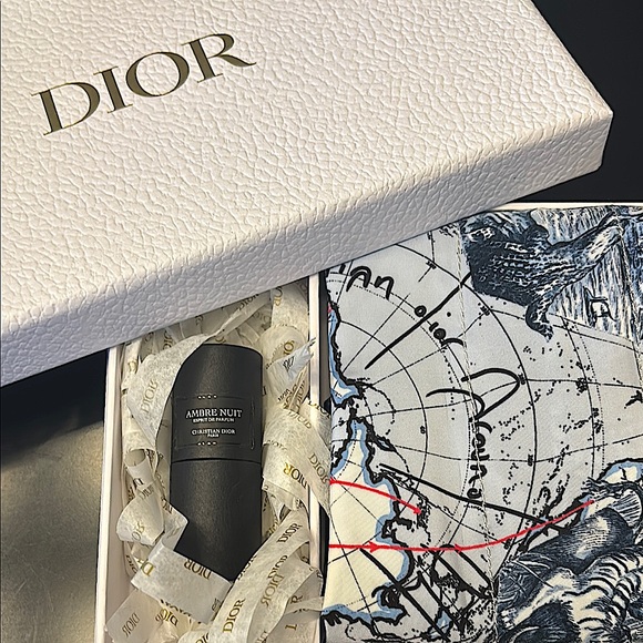 Dior Gift Set and Ambre Nuit Mini - Picture 1 of 3